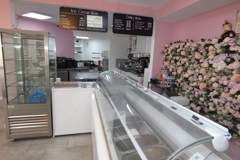 Ground Floor- click for photo gallery